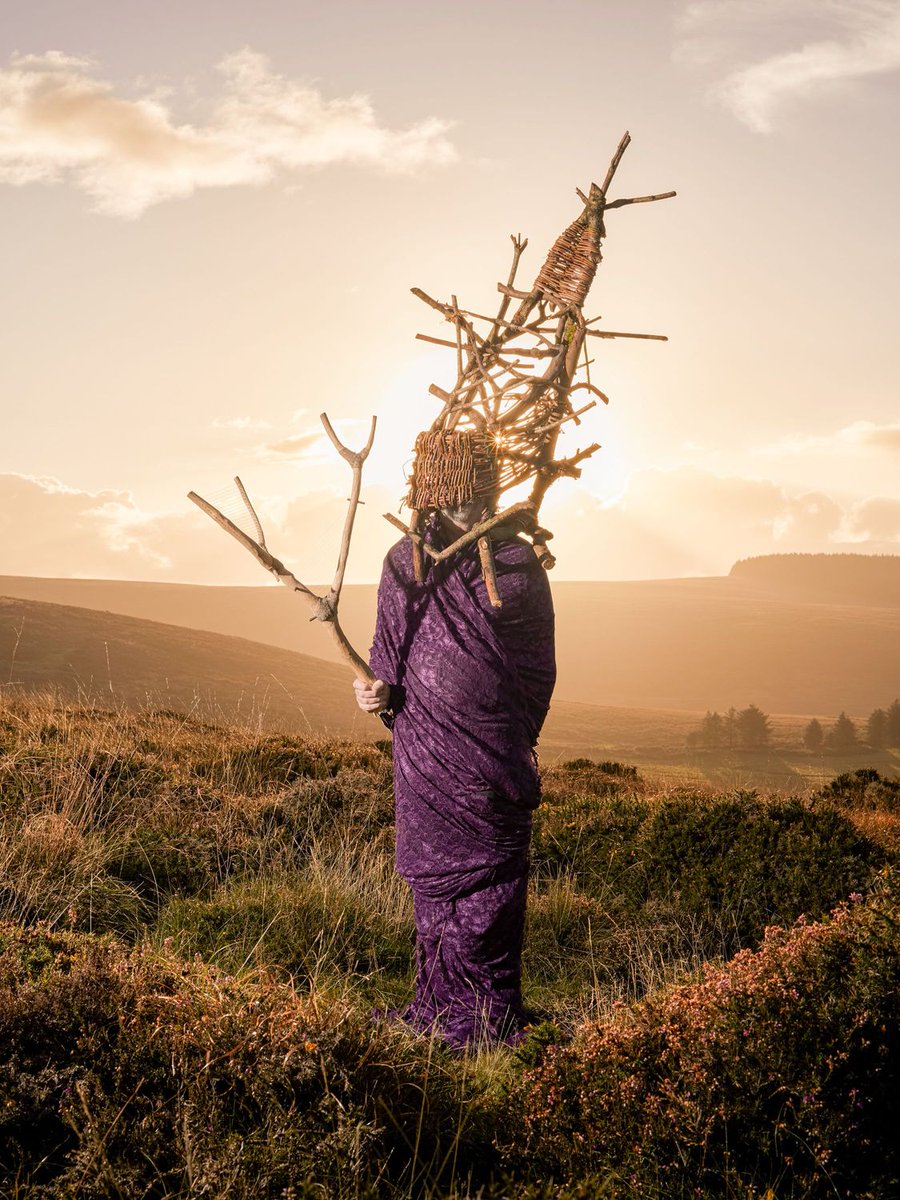 shrewsmuseum's tweet image. On the land an Oak will grow - Meet the Artists event
TOMORROW 2 - 4pm
Museum Balcony

Visit the award-winning exhibition and meet the creators, photographers Henry Woide &amp;amp; locally based Vanessa Fairfax-Woods.

#FreeTalks #Oaks
@woidexfairfax @henrywoide
@ShropCouncil
