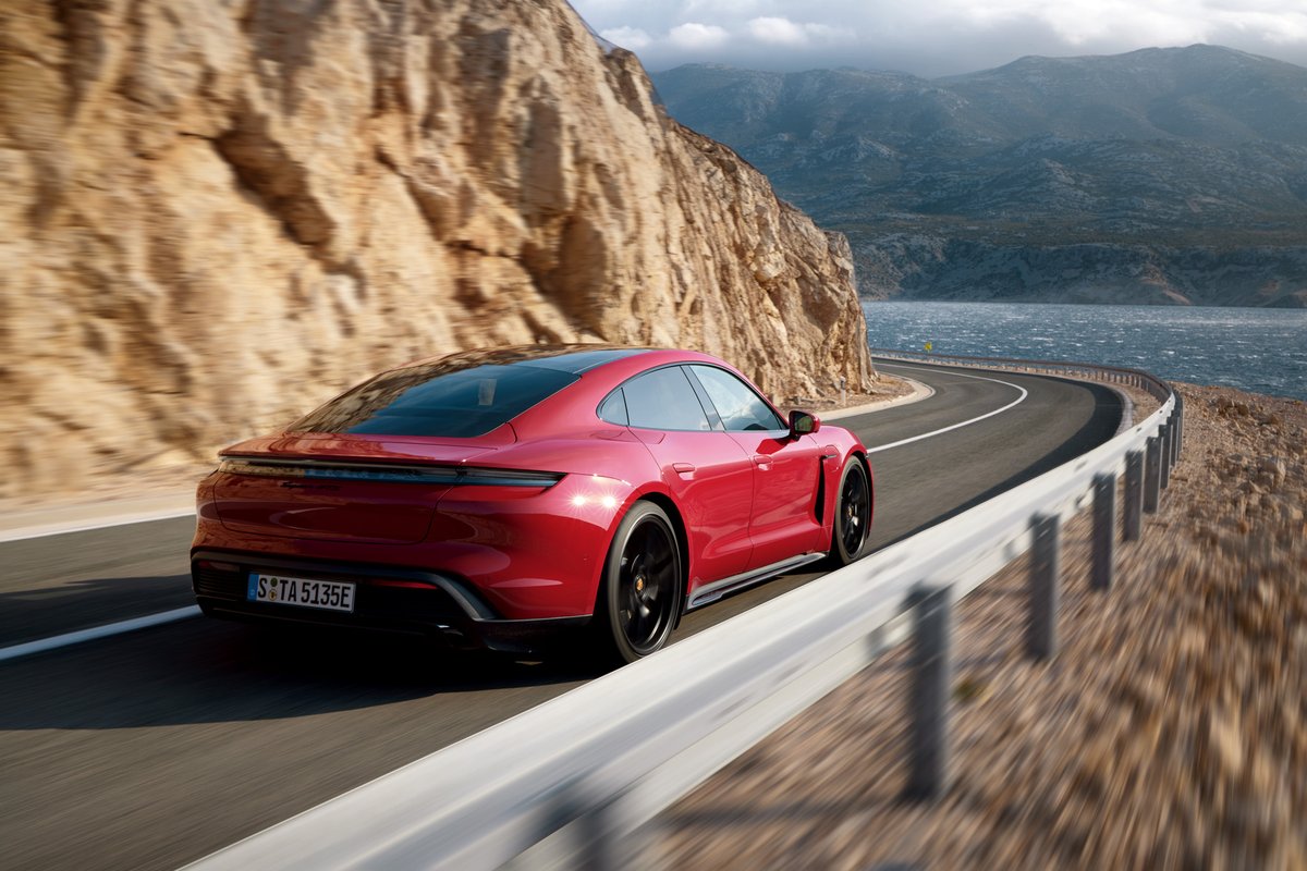 PorscheWestWd's tweet image. Stay informed with our comprehensive Porsche reviews. Dive deep into the world of engineering excellence and learn more about the features that make each model stand out.

tinyurl.com/2nwhz73w

#PorscheReviews #EngineeringPerfection