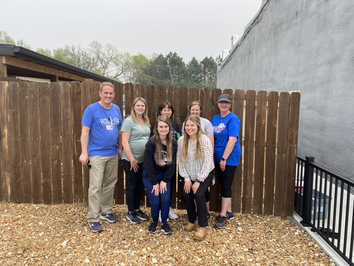 columbushosp's tweet image. Yesterday, Bella Hemmer, physician assistant, chatted with local Lindsay, Nebraska, community members on a lunchtime Walk with a Doc. 

Our next Walk with the Doc will be at Humphrey Medical Clinic, where you will learn more about wearing sunscreen. #Walkwithadoc #nebraskalife