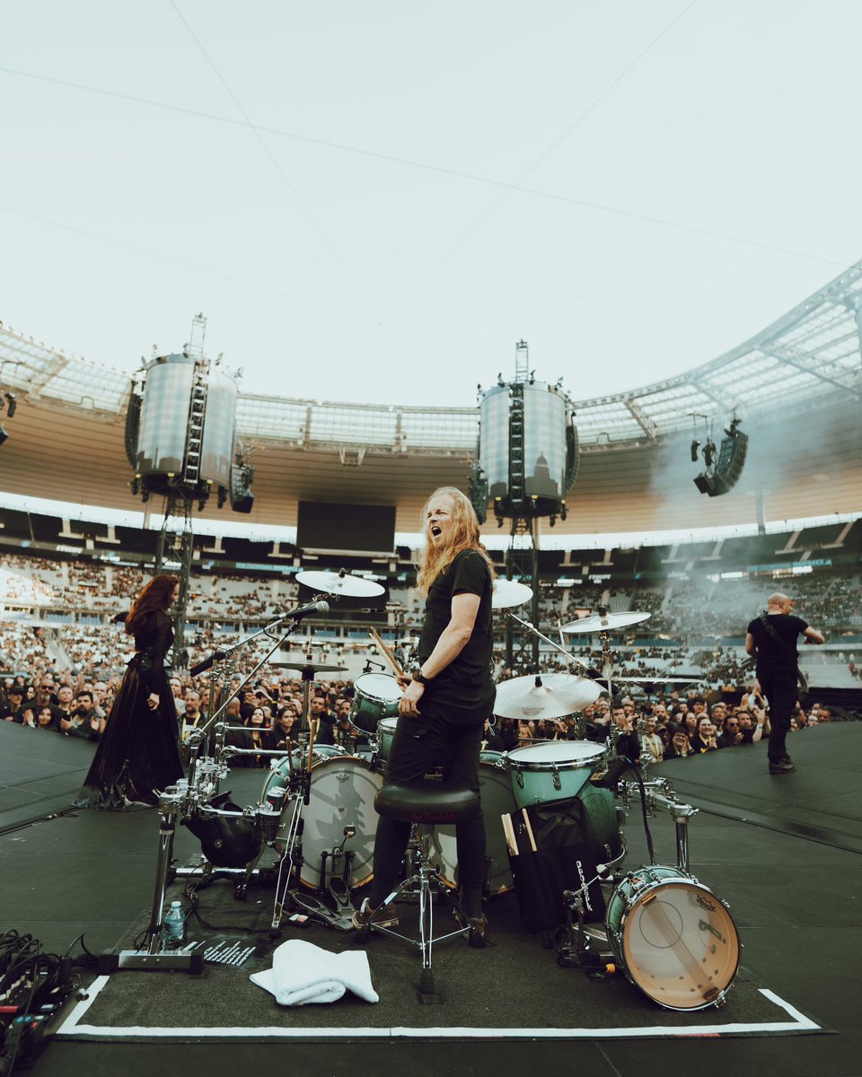 Join us in wishing happy (belated) birthday 🥳🎉 to Arie 🥁🤘 It was two days back, but he was a little busy—supporting <a href="/Metallica/">Metallica</a> 🤯

Drop a👇bday comment below to keep the party going👇

📷: Jens De Vos