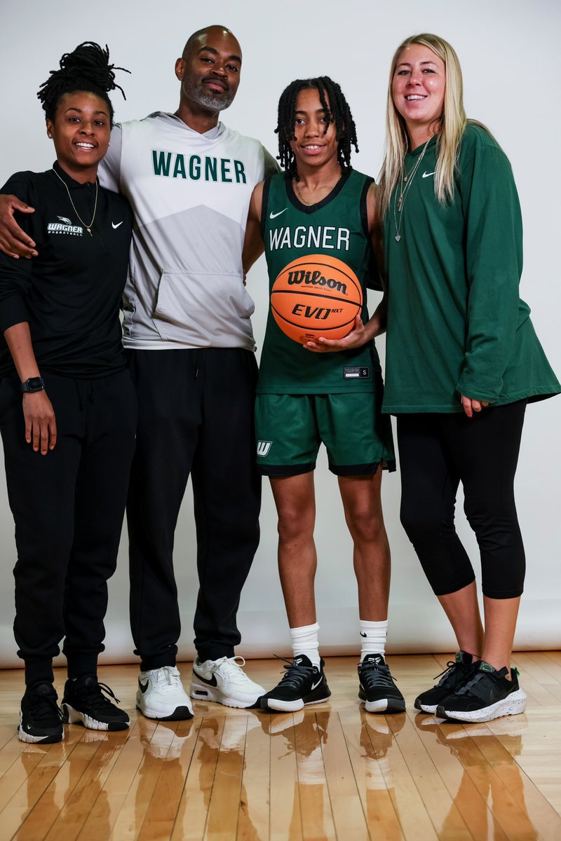 1lightnin's tweet image. New beginnings 🤝🏾 … @WagnerWHoops @bball_dog12 @fuzzbucket_18