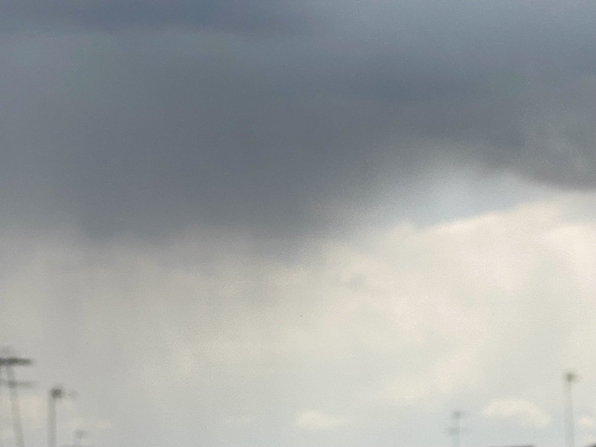 Asvogra's tweet image. Que os parece si para unificar imágenes o vídeos de la tormenta ⛈️ que está cayendo utilizamos la siguiente etiqueta #TormentaGranada &amp;gt; la #Localidad &amp;gt; #Hora