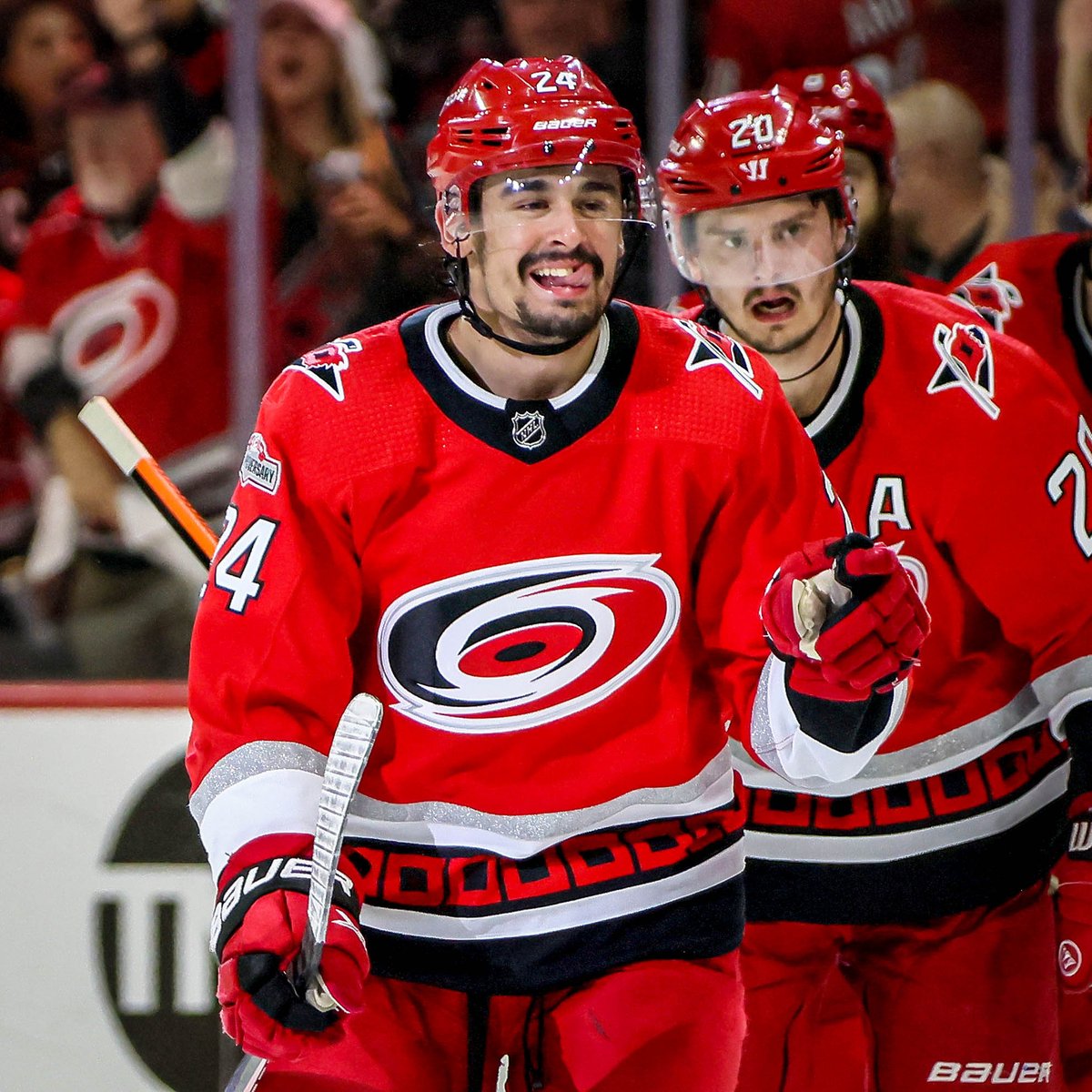 y - Carolina Hurricanes tweet media