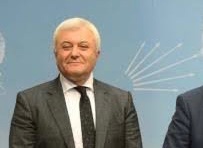 AvukatBelcin's tweet photo. Bahar Hn; keşke bunları 5 yıl önce de görebilseydiniz.3 gazeteci görse ve söylese yeterliydi ama, olmadı.Bakın şu fotoğrafa lütfen.Tuncay Özkan'dan başka,mutlu olan var mı?

Bu arada lütfen Sn. @acikcenk 'i arayıp sorun; Muharrem İnce'nin seçim gecesi sarhoş olduğu için ekrana çıkamadığını Levent Bey'e söyleyen kimmiş?