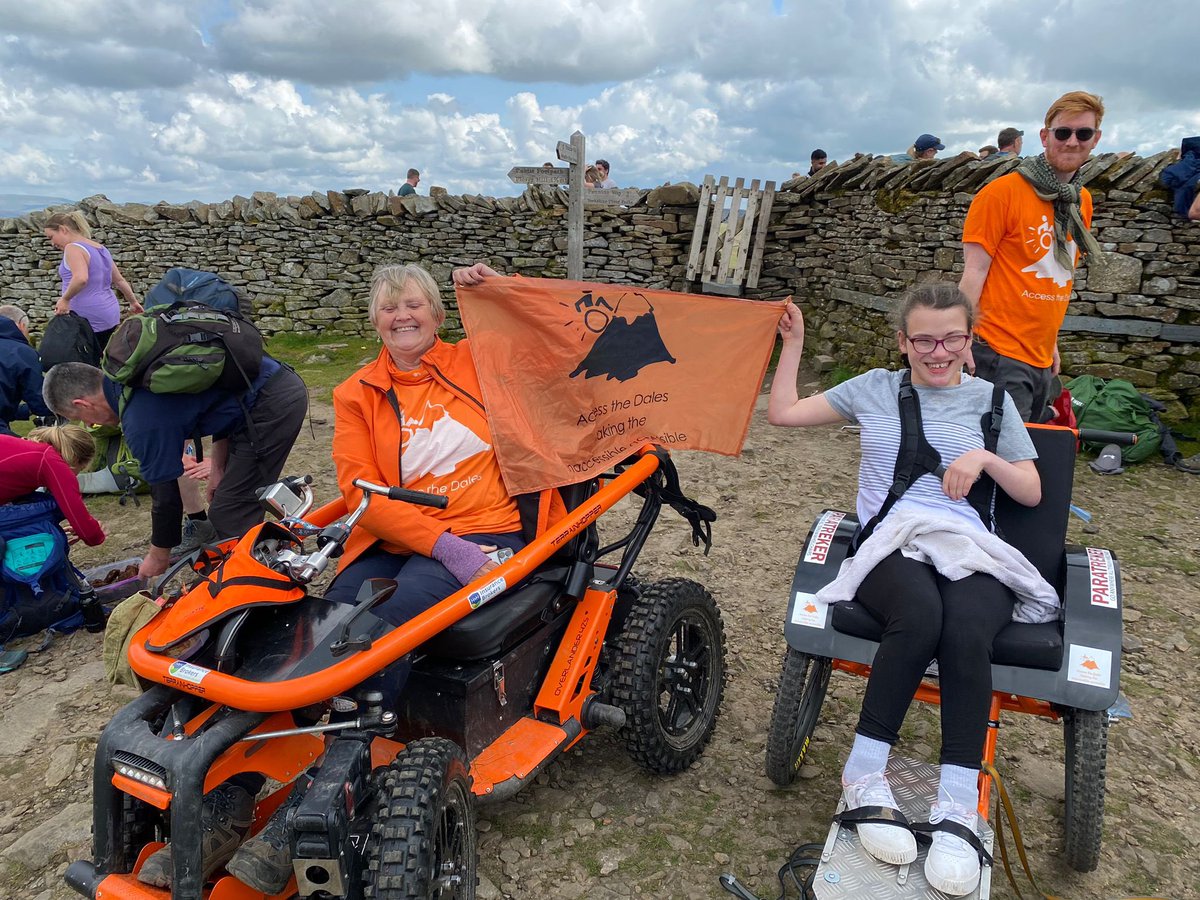 RugbyLeeds's tweet photo. Today we supported pupils from @West_SILC on their journey to the top of Pen-y-ghent with @Accessthedales_⛰️

Tomorrow they will celebrate their achievements by joining us in our Community Hub for the @leedsrhinos 🆚 @WiganWarriorsRL Challenge Cup game🏉

Well done everyone!👏 https://t.co/timd20IjPO