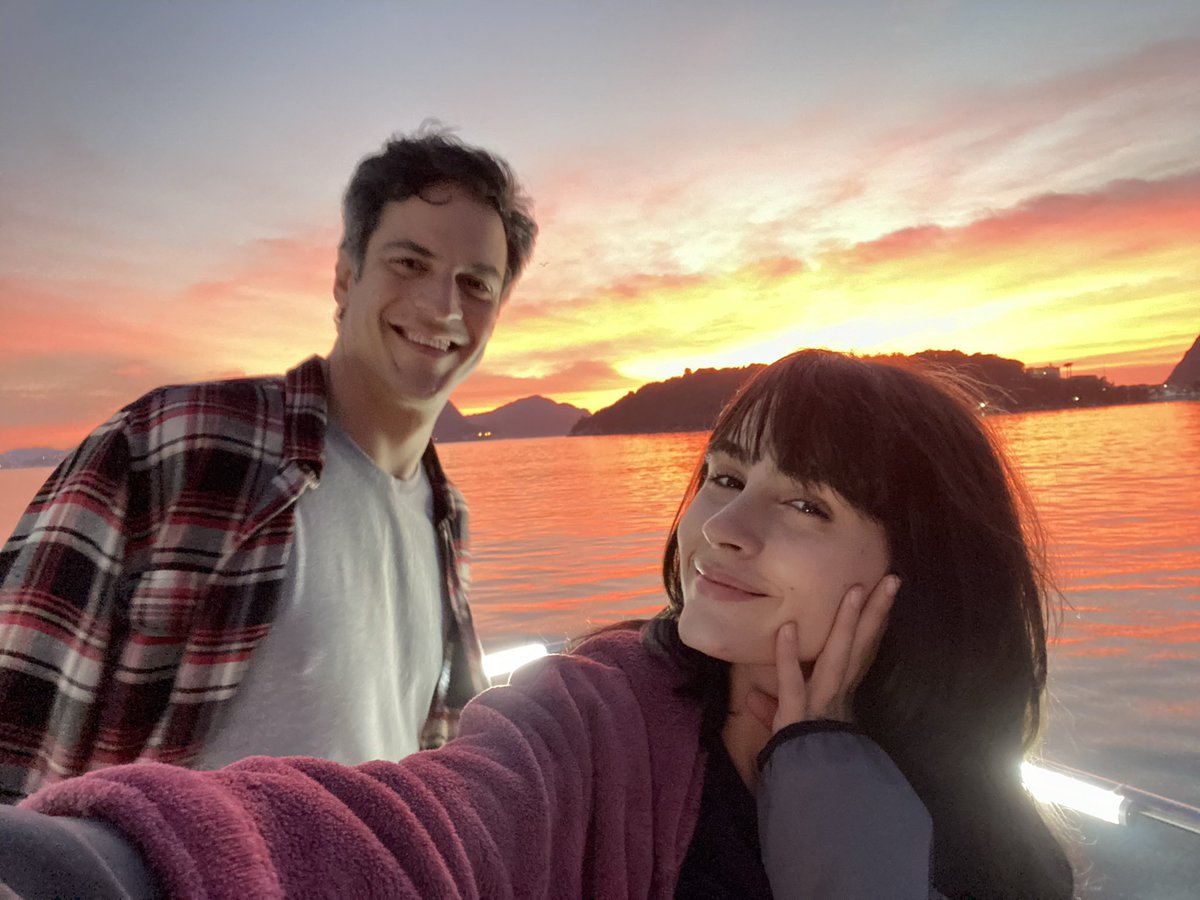 zslexie's tweet photo. my ship + behind the scenes https://t.co/qsMl5BCHfZ