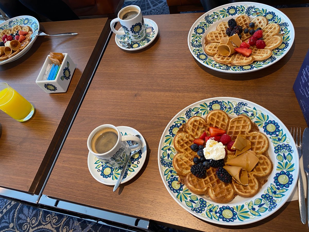 CapitalCruising tweet media