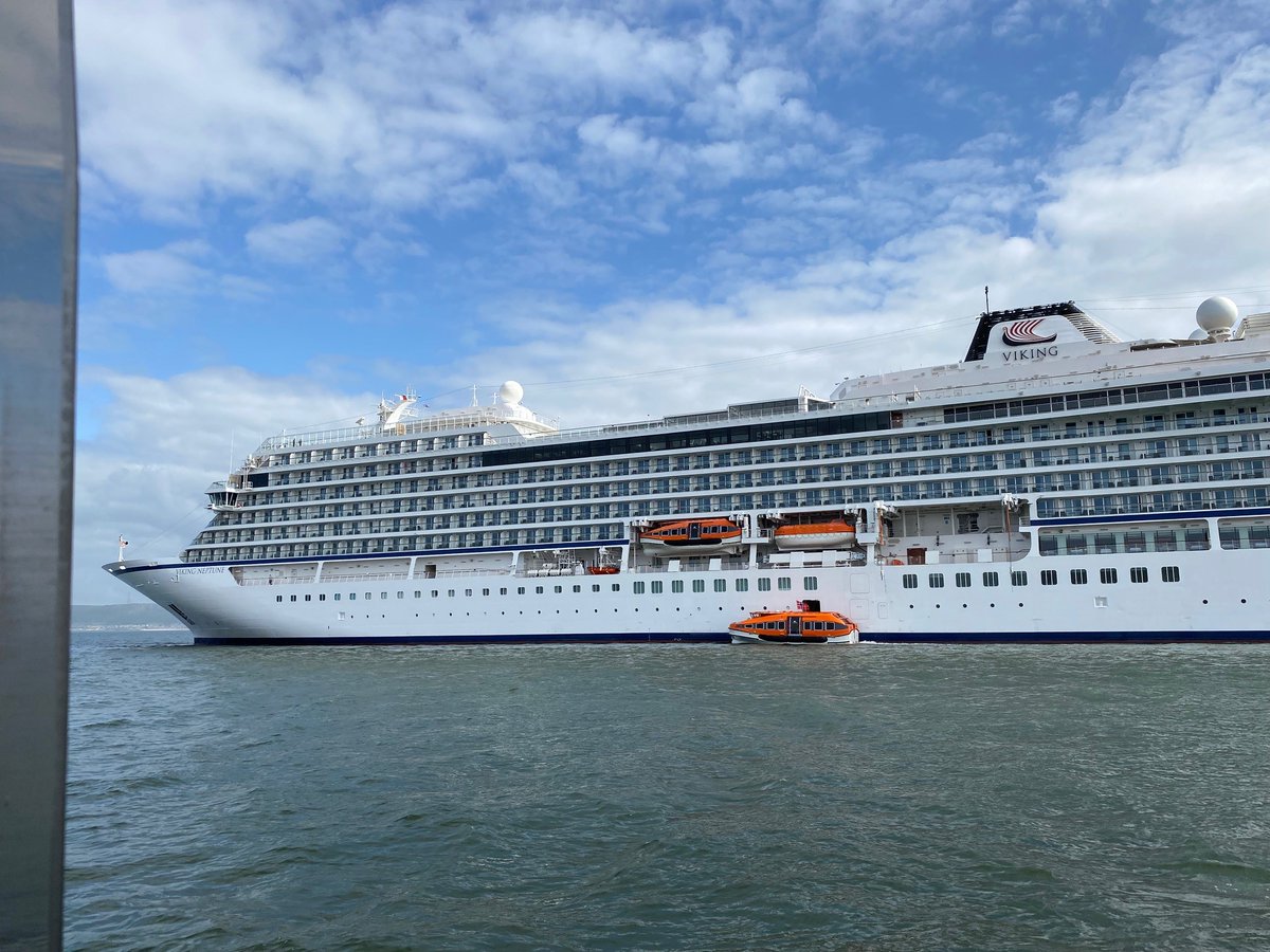 CapitalCruising tweet media