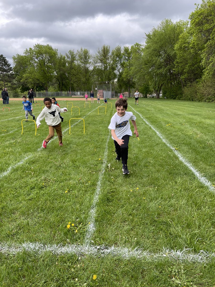 AaronBenesh's tweet photo. Track and Field Day 2023!!!! 🏃🏻‍♂️ 🏃‍♀️ https://t.co/UM5GB2fnu4