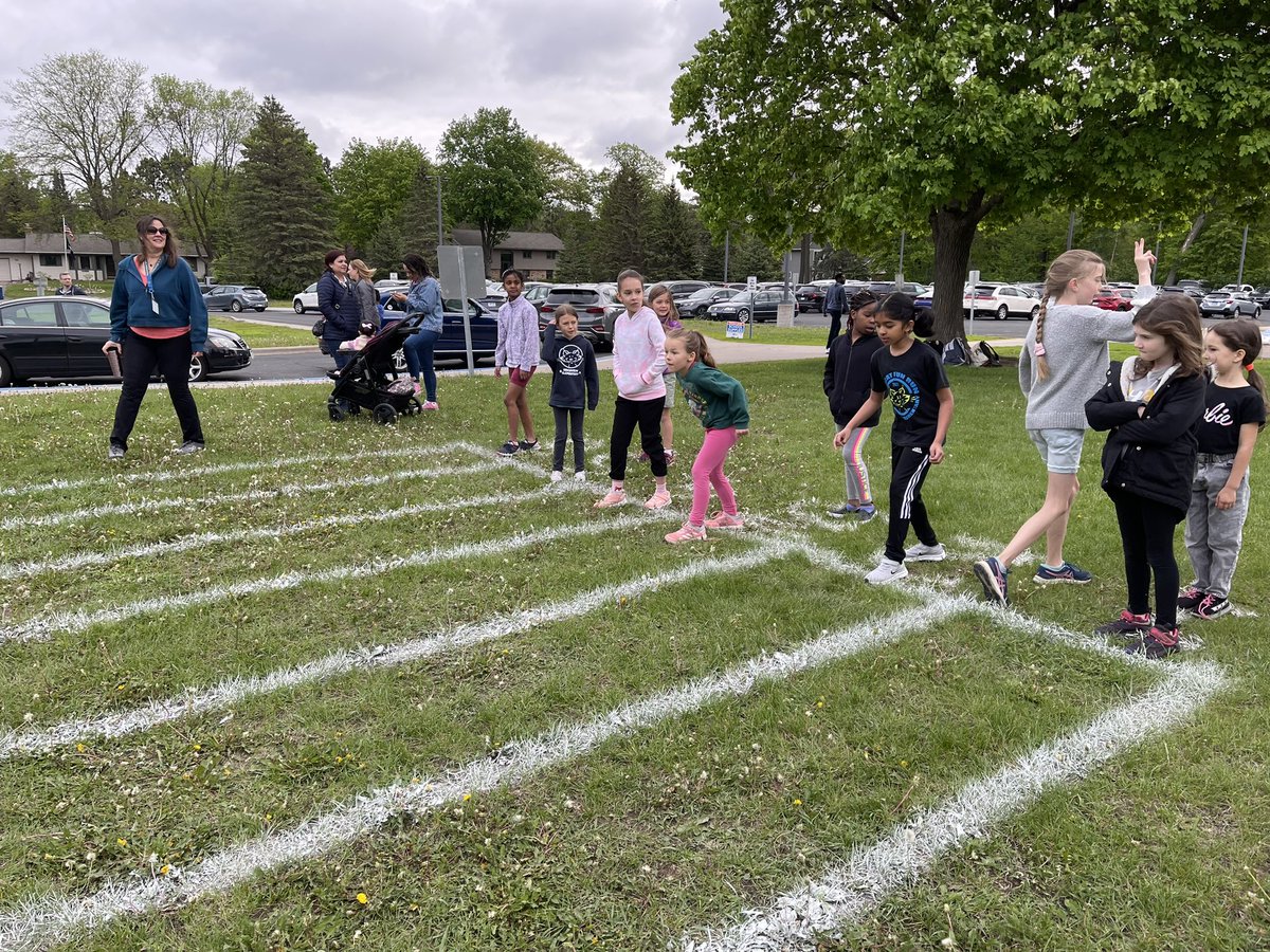 AaronBenesh's tweet photo. Track and Field Day 2023!!!! 🏃🏻‍♂️ 🏃‍♀️ https://t.co/UM5GB2fnu4