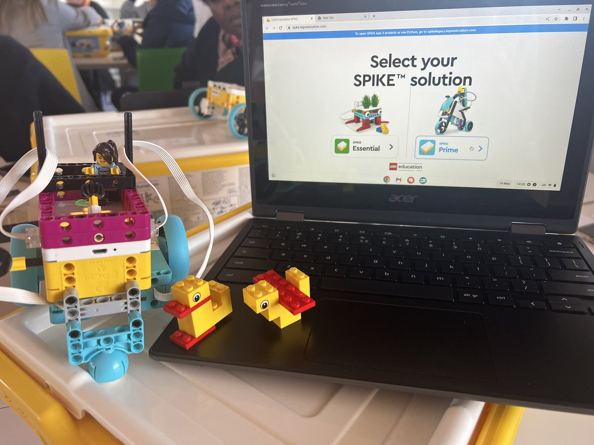 MrsWebbTech's tweet photo. @stuartswann #CloudEdu #InnovateEdu @LaurenVanEdu coding Lego Thanks Stuart 👌❤️ https://t.co/0BZmEG3L2b