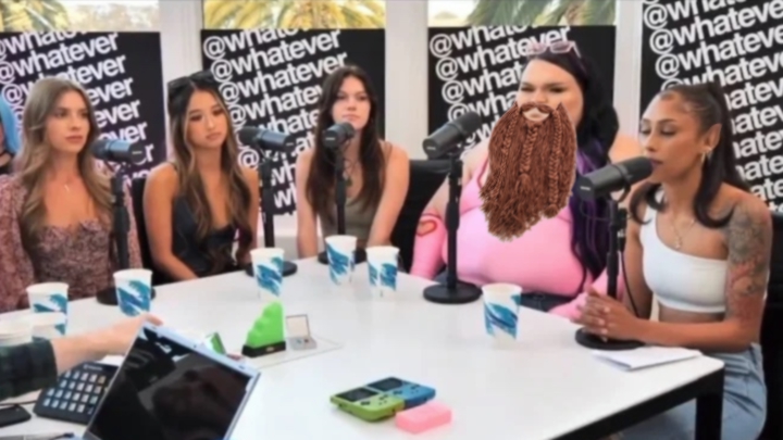 elven women next to a dwarven woman... i'm not pointing anything out here, you spot the difference!!! (real pic btw)