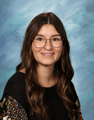 GPPSD2357's tweet photo. Kayla Kolosky, a Kindergarten teacher at Crystal Park School is our 2023 nominee for the provincial Edwin Parr Award. Ms. Kolosky prioritizes diversity, inclusion & connection in her classroom. Read more: https://t.co/6oivvkl8Z5
#GPPSDProud #gppsd #gpab #AbEd https://t.co/YJh0p2RO5v