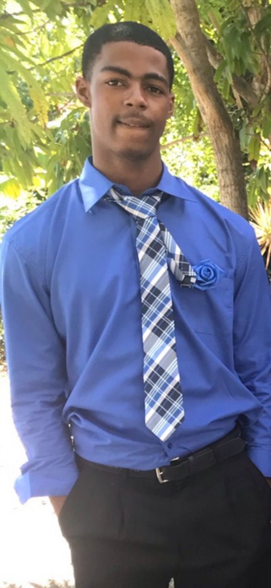 BahamianFlame's tweet photo. It’s been a week since Kyle has been missing. We’ve posted flyers from the east to the west, went door to door, used drones, searched the beaches and we still haven’t found him.

If you have any information please contact:
Keith or Tracy Carey 8161330, 8227821 or 4678873. https://t.co/TJbgerhvIF