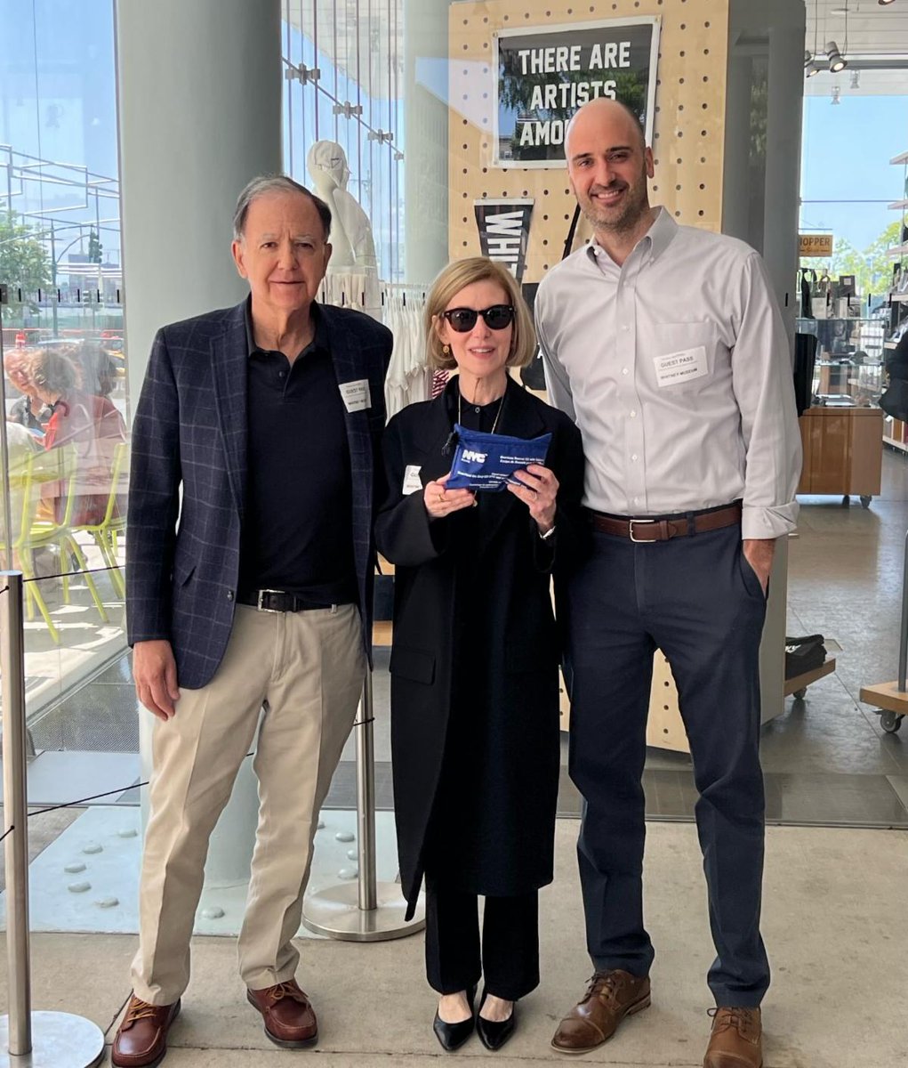 .<a href="/WeillCornell/">Weill Cornell Medicine</a>, <a href="/JonathanAveryMD/">Jonathan Avery</a> and <a href="/Zoe_Story/">Zoe's Story</a> provided naloxone rescue kits and training to <a href="/whitneymuseum/">Whitney Museum</a>. We are proud to continue to make strides toward diminishing substance use and stigma. 
Read the <a href="/NYTimes/">The New York Times</a> article how naloxone/narcan saves lives: conta.cc/3VFOBqH