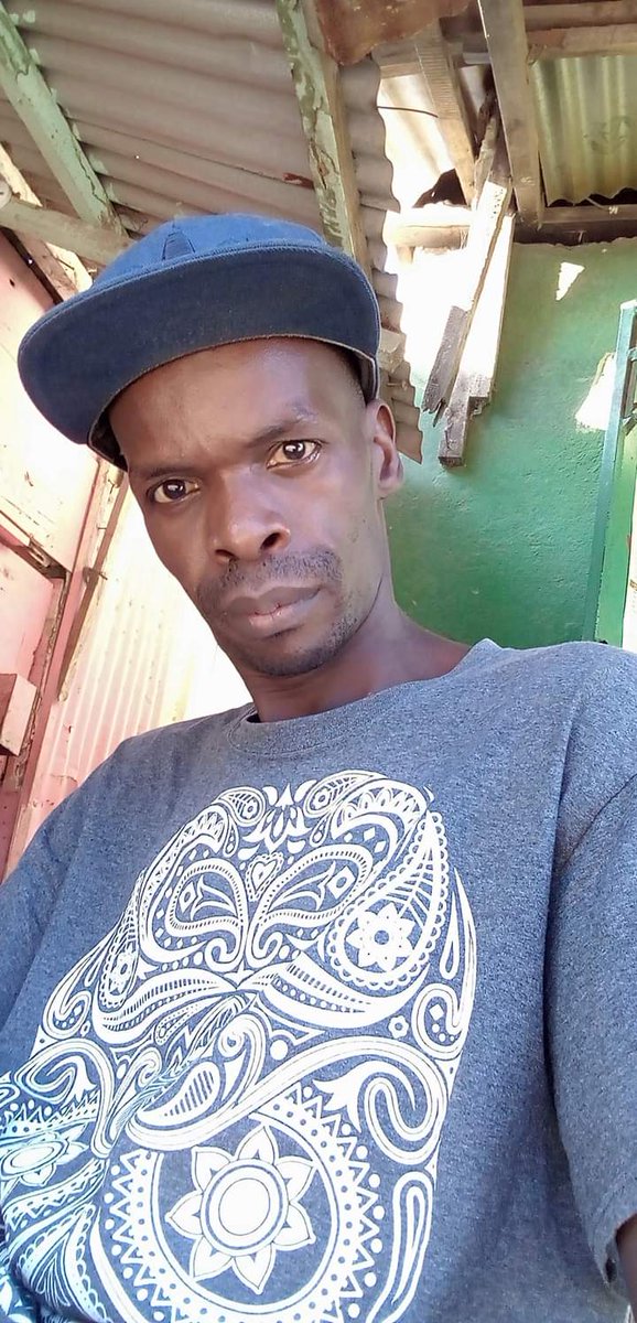 JuniorKevo1's tweet photo. We Meet Later @ #NEW_KLUXX_LOUNGE Bamburi For Reggae Music Jamming. The Weekend Is Here... Come Let's Rock... Everything Nice...Real And Right!!
#ReggaeWiReggae
#BadmanSelector
#SteadyVibes
#DreadAndMighty
#NoGuessWorkNoChildPlay
#AlwaysOnPointNeverDisappoint
#MissionSatisfaction https://t.co/CxY1vBpBQD