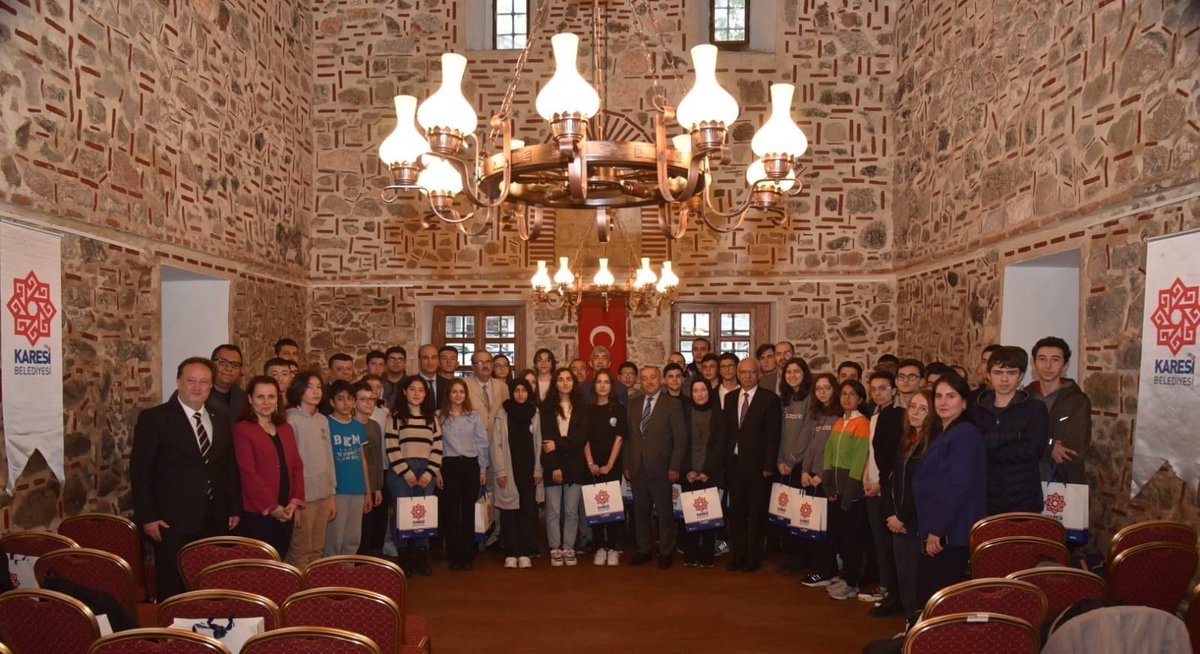 BK Balıkesir Kampüsü (@blkbahcesehir) on Twitter photo İlimizde düzenlenen Başarıyı İzleme ve Geliştirme Projesi (BİGEP) kapsamında yapılan İzleme ve Değerlendirme Sınav Sonuçlarına göre 8. sınıf öğrencimiz Naz Karacula il birincisi olmuştur. Emeği geçen öğretmenlerimizi ve öğrencimizi tebrik ederiz.💙❤️
<a href="/EnverYucel/">EnverYucel</a> <a href="/BuketAdiguler/">Buket ADIGÜLER</a> İlimizde düzenlenen Başarıyı İzleme ve Geliştirme Projesi (BİGEP) kapsamında yapılan İzleme ve Değerlendirme Sınav Sonuçlarına göre 8. sınıf öğrencimiz Naz Karacula il birincisi olmuştur. Emeği geçen öğretmenlerimizi ve öğrencimizi tebrik ederiz.💙❤️
<a href="/EnverYucel/">EnverYucel</a> <a href="/BuketAdiguler/">Buket ADIGÜLER</a>