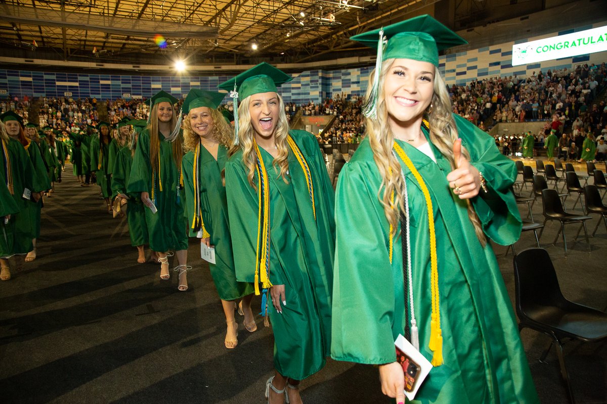 GalleryPort's tweet photo. STALEY, YOU DID IT! See behind-the-scenes images, and download and order your favorites, including thank-you cards.
#staleyhighschool @staley @SHSFalcons https://t.co/Qi0iP2GNVI