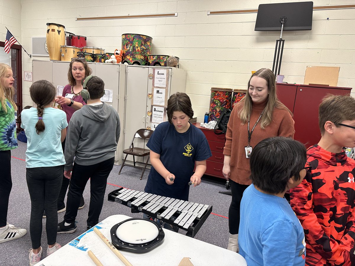 Discover_MV's tweet photo. Fourth graders enjoyed their visit from the Frederick band directors today.  They got to try out instruments they may want to play next year in band!  Future Musicians of Grayslake! https://t.co/rDqtidDslR
