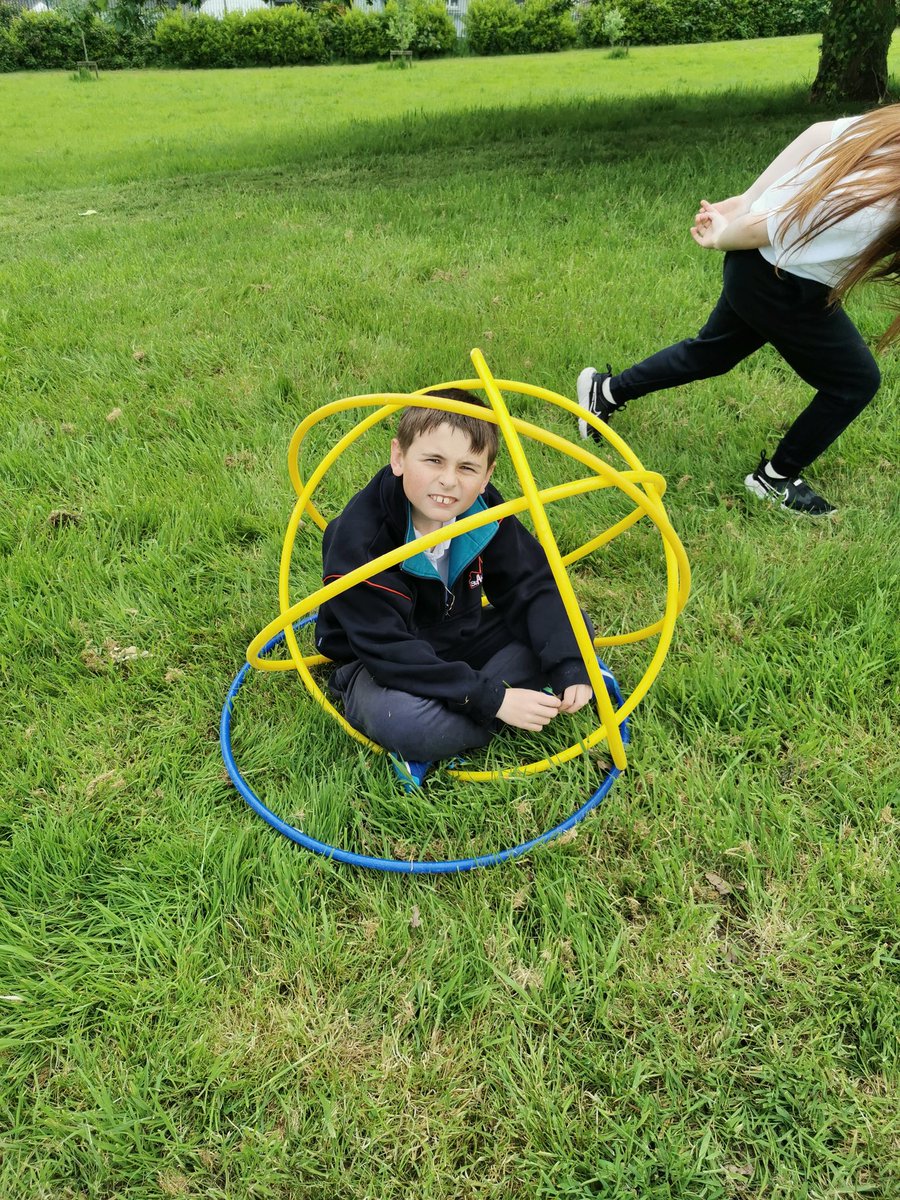 Our2ndclass's tweet photo. Great fun today working cooperatively to build a hut from 5 hoola hoops! The real rest was fitting inside! @SaintAidansPS https://t.co/TLpnp7lGV7
