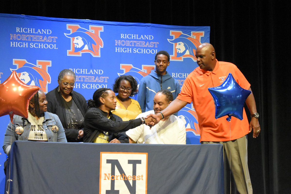 RNEBBasketball tweet media