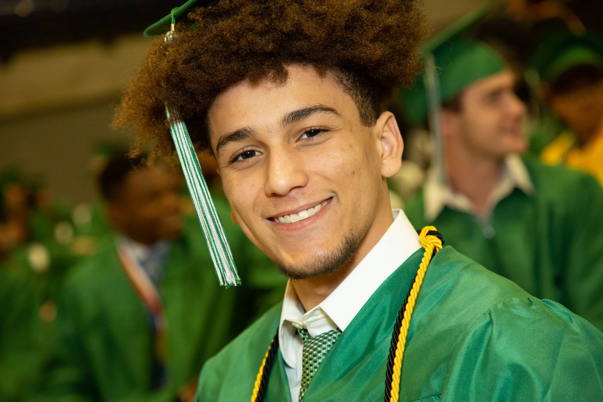 NKCSchools's tweet photo. You did it, @SHSFalcons #ClassOf2023! The Falcons celebrated graduation with family &amp; friends Thursday evening. See more photos: https://t.co/11bhyQGLGt

In addition, formal posed photos of each graduate will be shared by the high school within the next few days. https://t.co/vlMtvVEkBA
