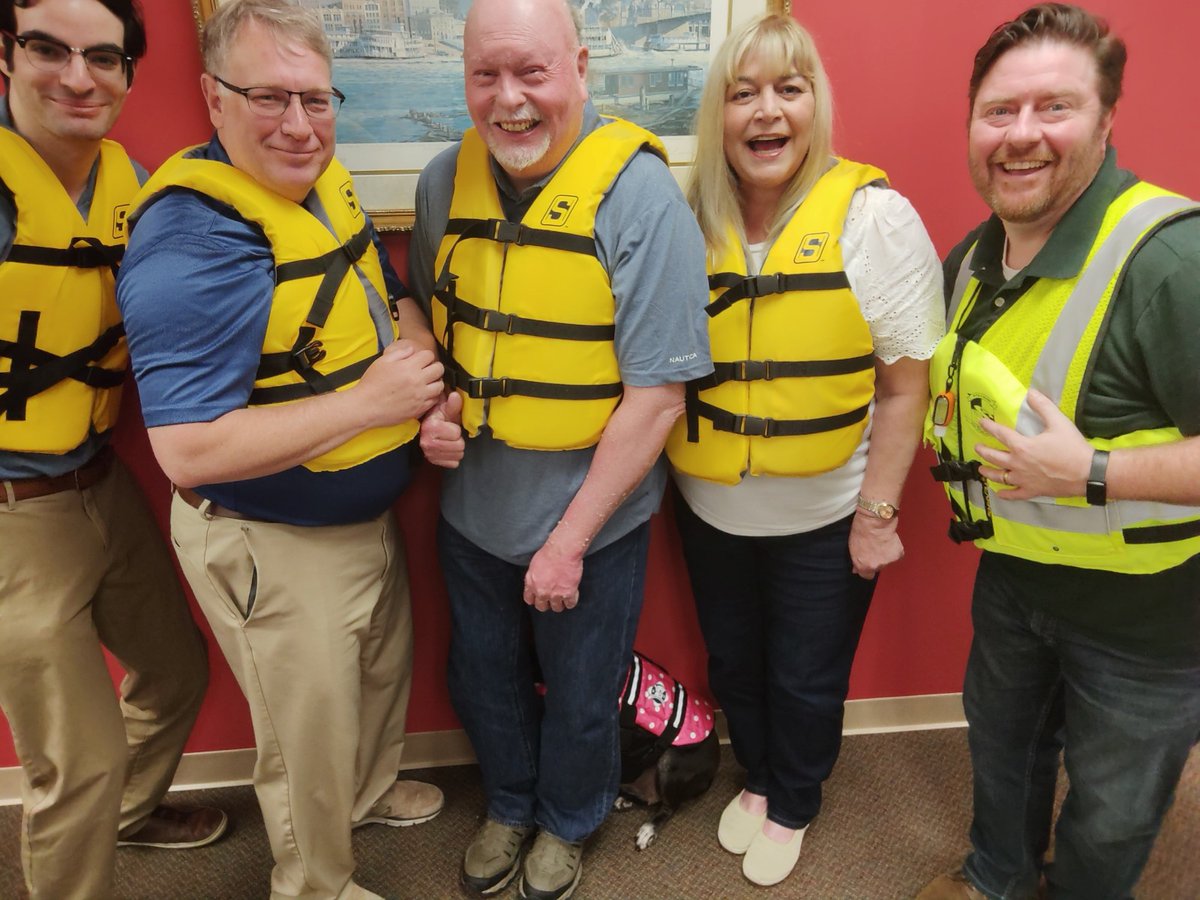 PortPitt staff wearing our life jackets at work. #wearyourlifejackettoworkday @BoatingCampaign