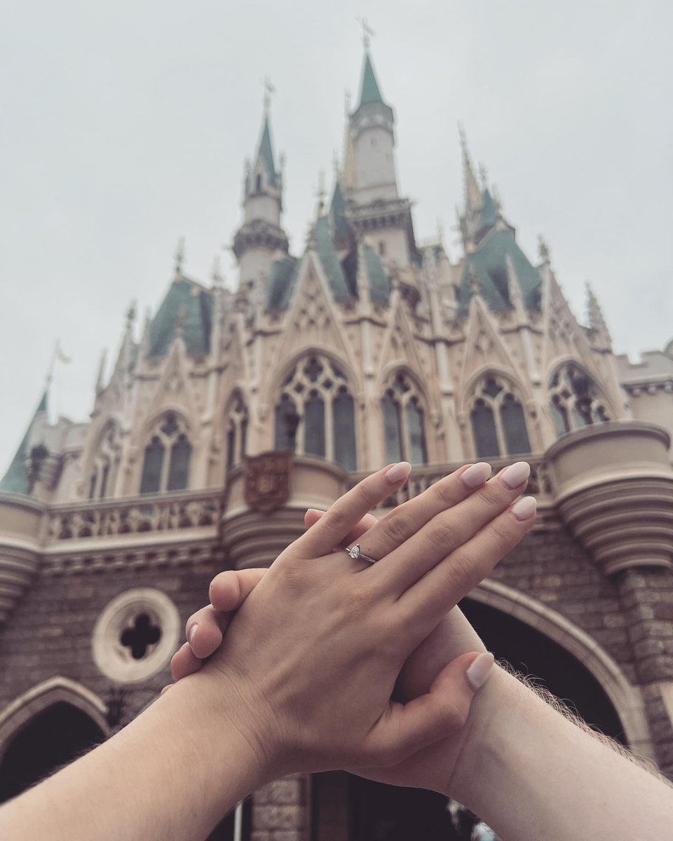 Literally the best birthday ever 💍💍💍
.
.
 #disneyengagement #disney #disneywedding #princess #tokyodisney #japan #tokyodisneyland @DisneyWeddings