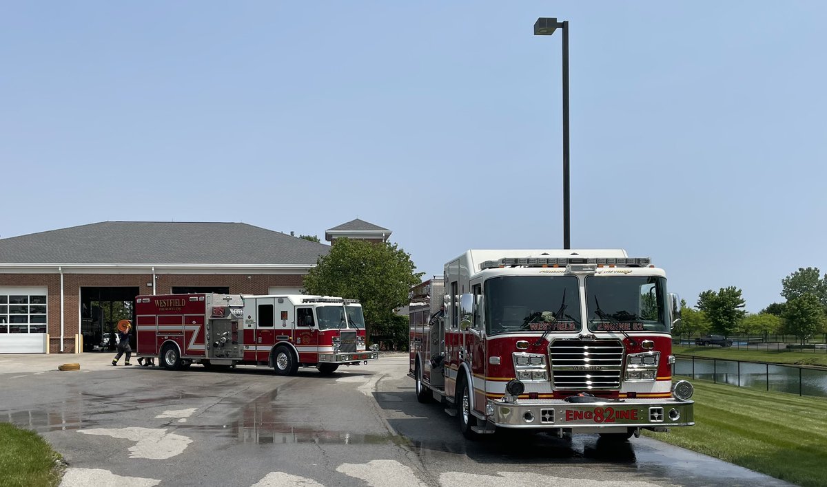 WestfieldFire's tweet image. #1410 Drill of the Month - Relay Pumping Operations. A great day to train on our relay apparatus &amp;amp; equipment. Relay operation uses a pumper at a water supply source to move water under pressure and supply the next pumper until water reaches the fireground. #CShift  #NFPA