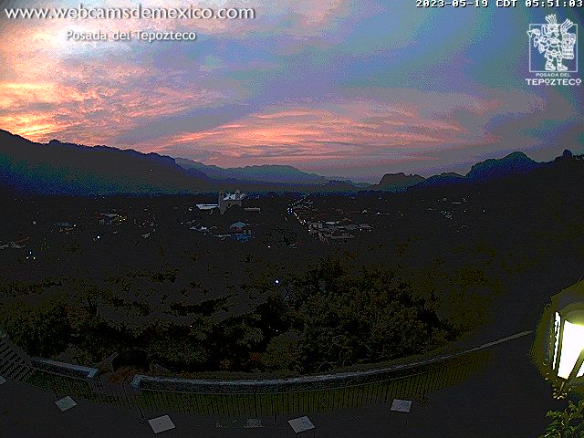 Como una pintura, el amanecer en el #PuebloMágico de #Tepoztlán, #Morelos.
Vista desde <a href="/PdelTepozteco/">Posada Del Tepozteco</a>.
webcamsdemexico.com/webcam-tepoztl…