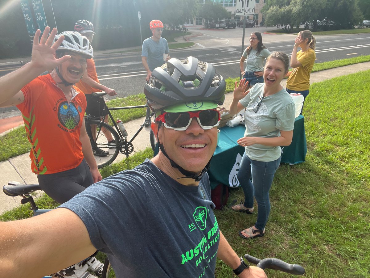 Bike to work @austinparksfdn day with Todd G <a href="/KyHarkey/">Ky Harkey</a> and <a href="/BBrosAdam/">Adam Butler</a> - thanks to Ivey and crew <a href="/shoalcc/">Shoal Creek Conservancy</a> for the fuel.