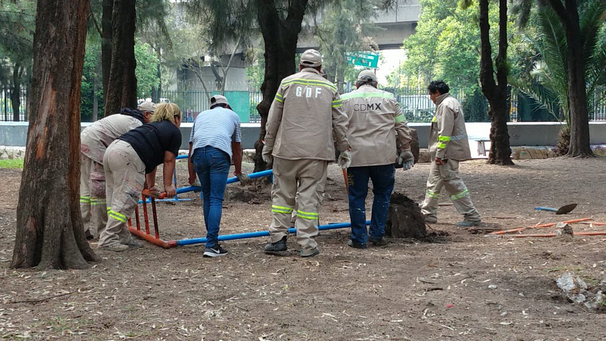 *Denuncias Zona Arenales caracol ampliación etc..* tweet media