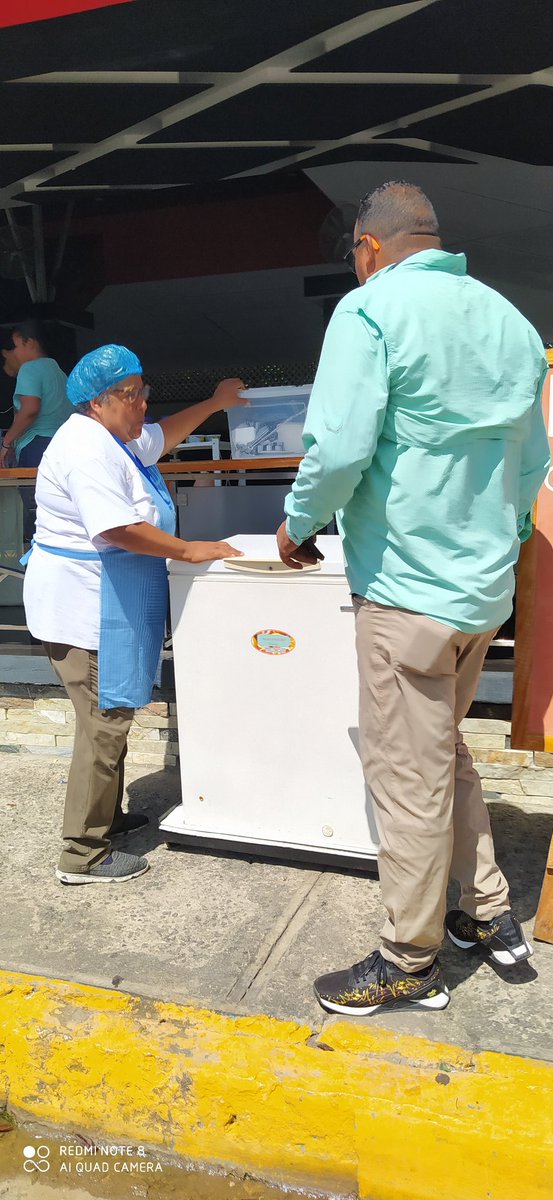 laurailuminada's tweet photo. Aquí estamos en calle ocho.

Proyectos especiales PROPEEP.

Sweetfruitrd 🇩🇴🍧
By. Laura Vásquez / Laurin. https://t.co/3V8DsNz0lB
