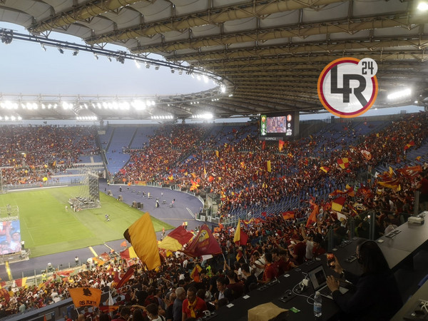 ❌🏟️#EuropaLeague, #RomaSiviglia: niente maxi-schermi all'Olimpico, lo stadio non sarà disponibile

[@Fil_Biafora]

👉bit.ly/3WkFSdH

#ASRoma