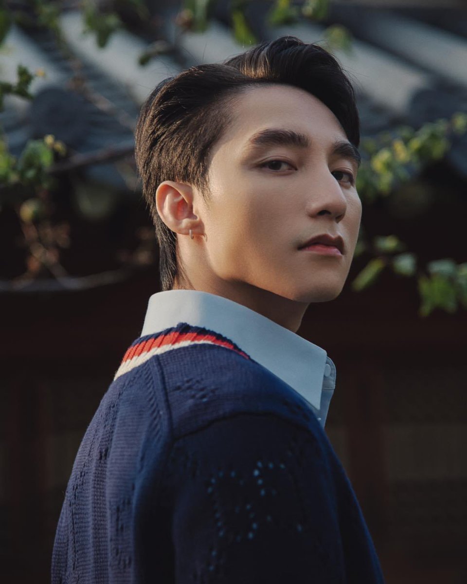 lizmtp7's tweet photo. @CRAVITYstarship @sontungmtp777 thank Cravity 💙 #SonTungMTP @sontungmtp777 https://t.co/ggJv6fpHyI