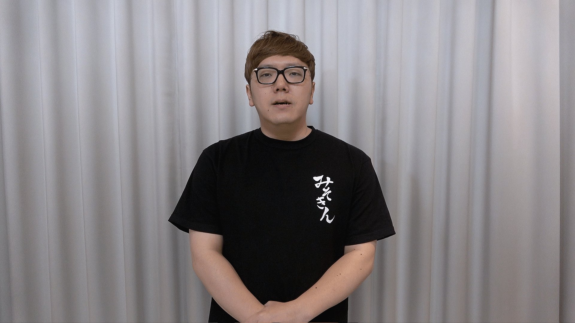 予約 ヒカキン サイン入りクッション rauquen.cl