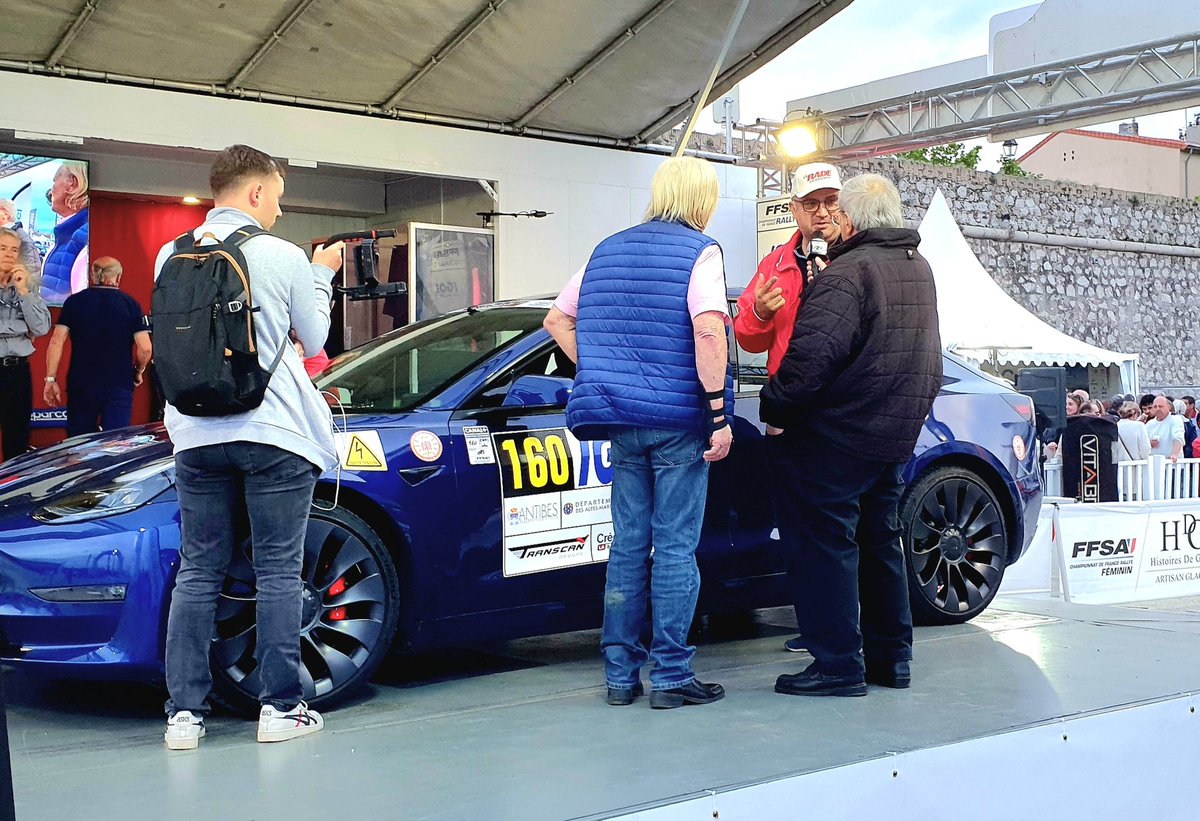 👉 Le Rallye Antibes Cote D'Azur accueille également le 3ème édition du Rallye Région Sud - ENRS.👏

Ce Rallye de régularité comporte 6️⃣ zones de régularité d'une longueur totale de 106,06 km.

👫Mr et Mme Ozon Frédérique ont pris le départ ce matin à 11h au volant de leur Tesla3