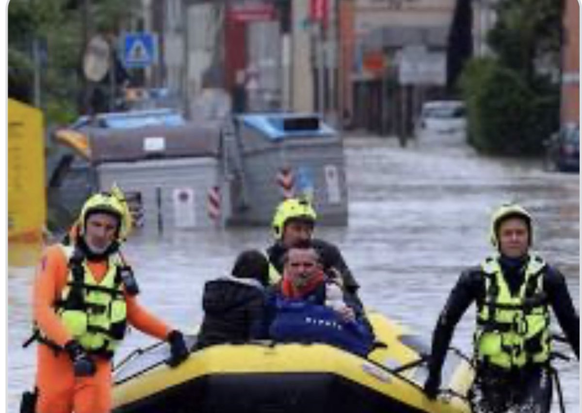 personal_style's tweet photo. On Saturday 27th of May we are having a charity event in Dandylion Style for the victims of the floods in Italy .
We will have raffle tickets to sell in the store and in the post office .You can win some amazing items from
Dandylion style.
The event will run from 12 noon til 3pm https://t.co/5CxlI0OBf4