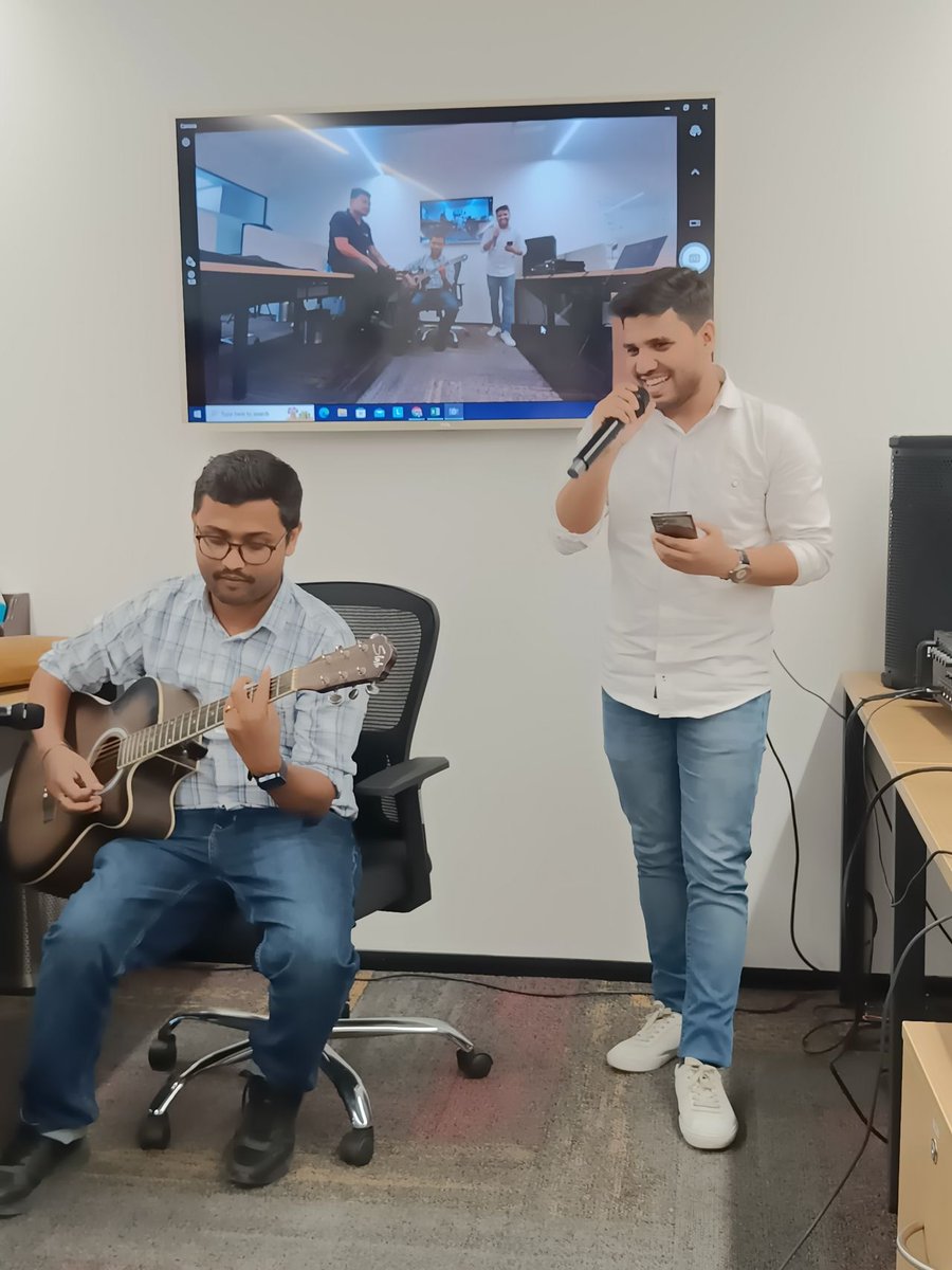 An evening of a karaoke extravaganza filled with music, songs, laughter and fun. Our incredibly talented teams brought the house down with their energy and infectious spirit! A big shoutout to our People team who made 'One-Mellow-Dy' an evening to remember. 
#betterplace #music