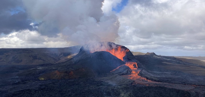 Reader Case Study! What should you do in the last decade before retirement? Today we discuss! frugalwoods.com/2023/05/19/rea…