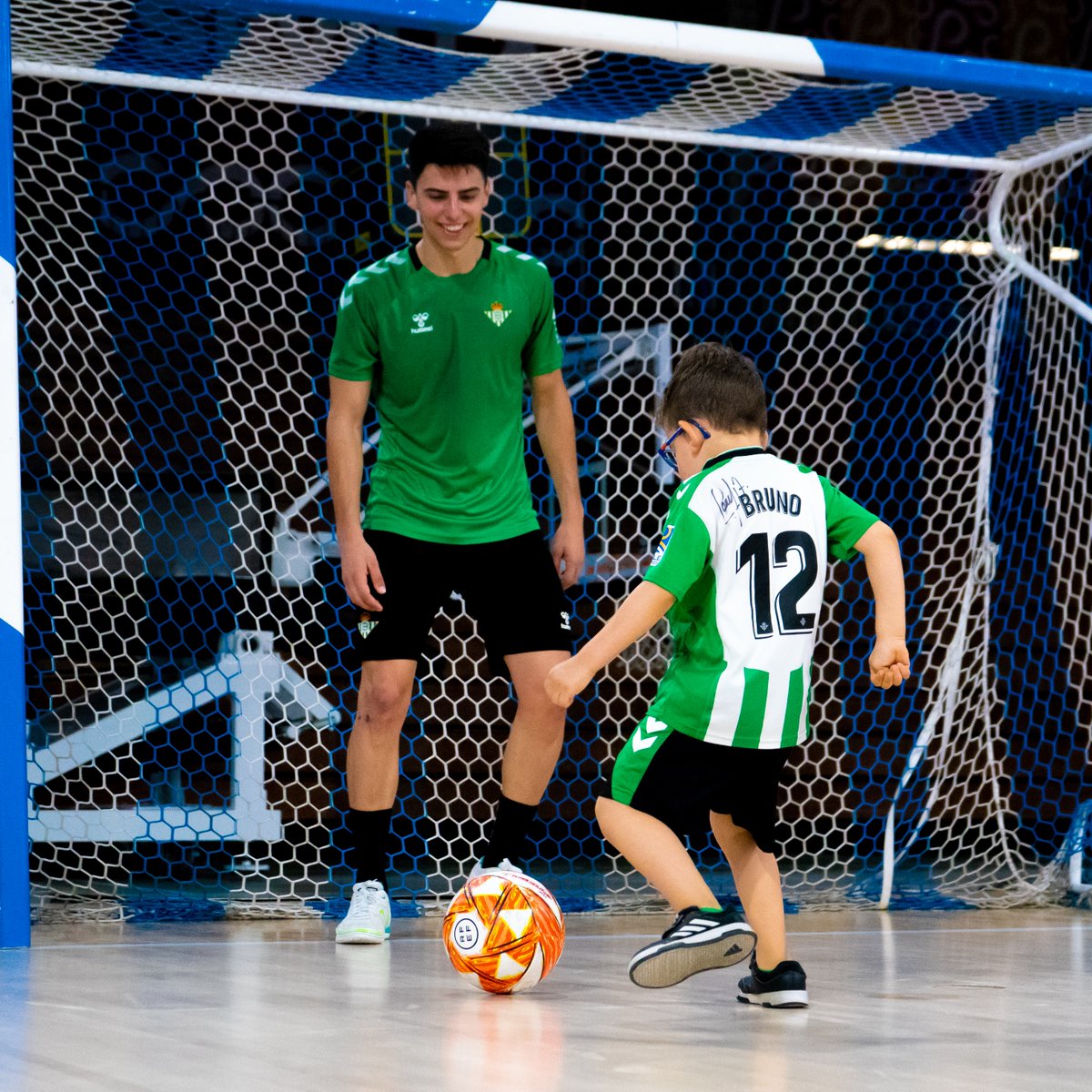 Fundación Real Betis tweet media