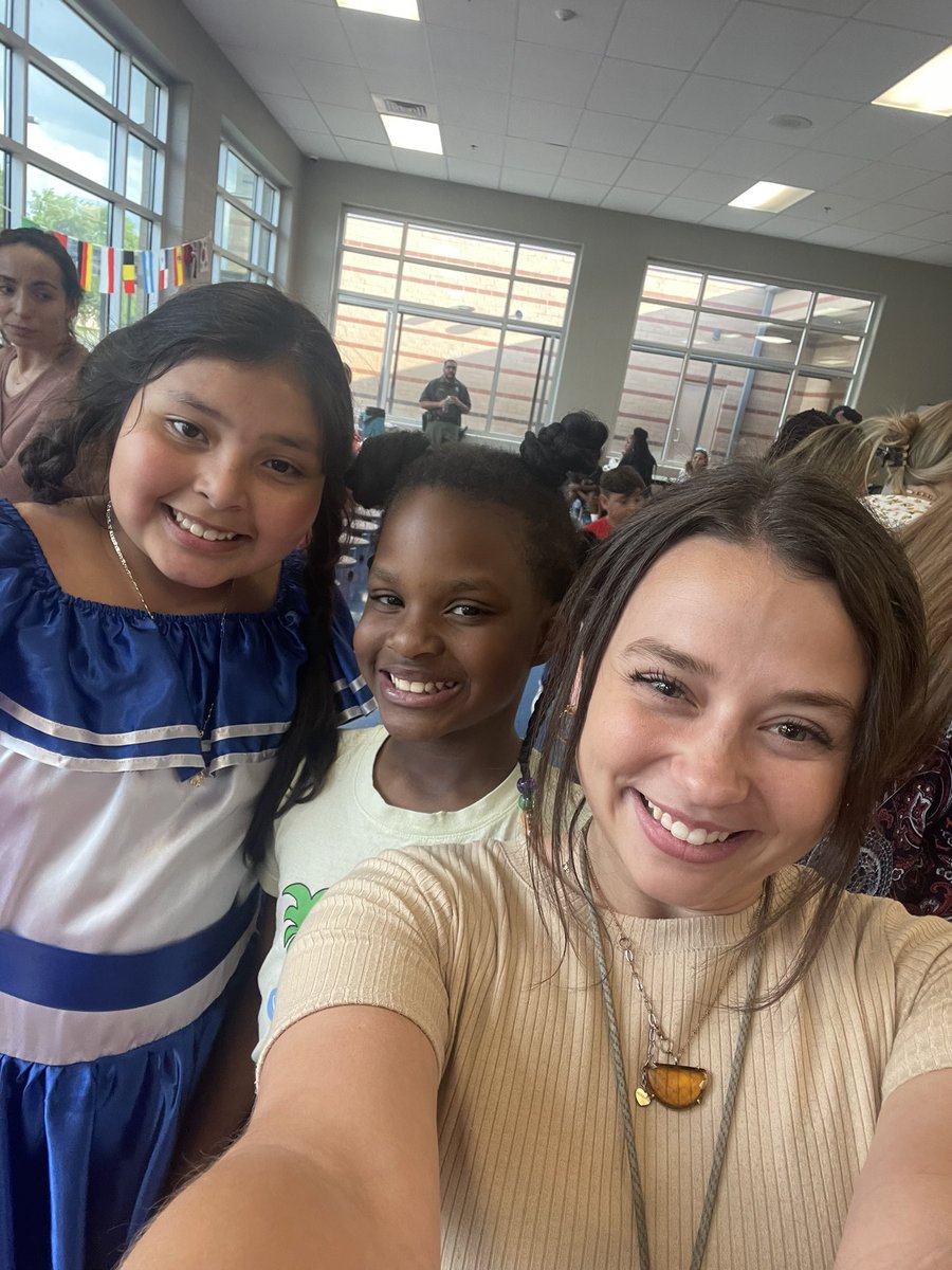 Mrs. Howard tweet media