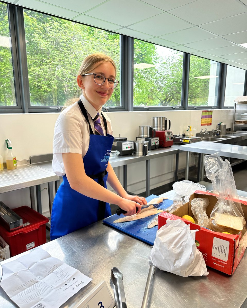 Our junior chefs are in the kitchen and doing a great job. Keep an eye on our page, we will be announcing the winners shortly!

 #opportunity #chefs #seafood #grimsby