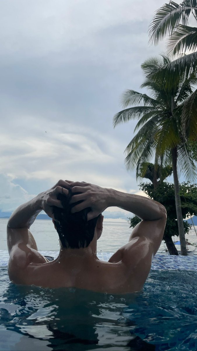 TeamJAM_OFC's tweet photo. [📸UPDATE] • 051923🍌

©️ jayemrnqll • ig stories
🔗https://t.co/DxFn2e5I0L

#TeamJAM #JM https://t.co/0I4MZwY63z