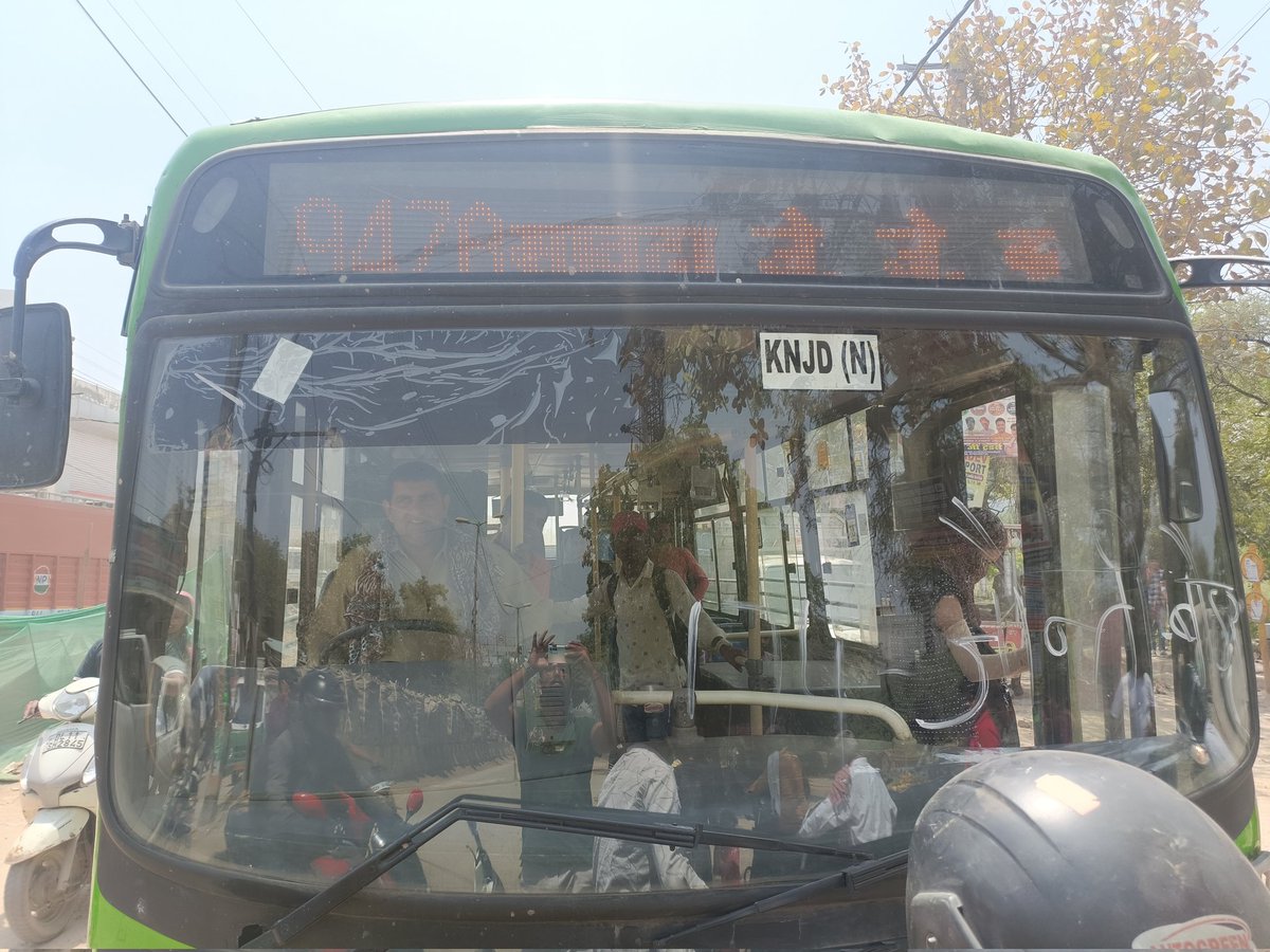 Casaab_Ankit's tweet photo. @TransportDelhi 
@kgahlot 
@ArvindKejriwal  DL1PC8283
Near Agrasen College Cut, Sec 22 around 11:00AM. 
The person was Driving very rashly. Same was Life threatening to other motorist n other drivers on road
Further, he is misbehaving as well
Pls take necessary action asap https://t.co/ROz386lA7E