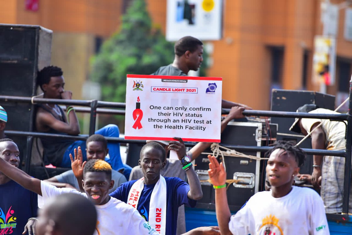 Do we still have people who 'fear' to take an HIV test? The only way you can be sure of your status is through a test! There are self test options available too but you can also do it at a health center near you. #UnypaAt20
#EndAIDS2030Ug