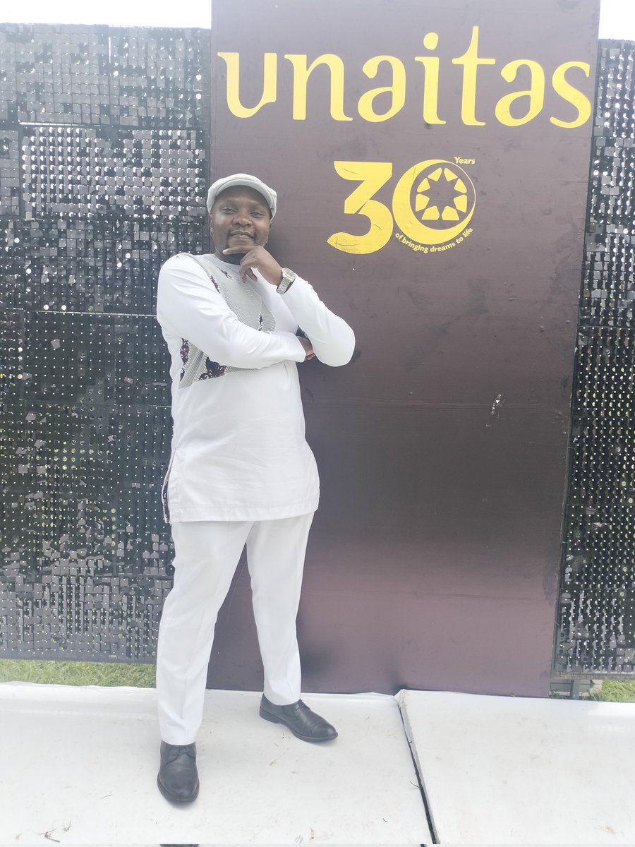 PapiOdeQ's tweet photo. So, Today I had to step out to Co-Host the #UnaitasAt30 Celebrations.
I am performing with my band Tamasha Beats as well...
I still had to show up even with a sore nose...
#ShereheSheria
#SupaMC
#SuperHost
#EventsGuru https://t.co/CQUCqL3WEl
