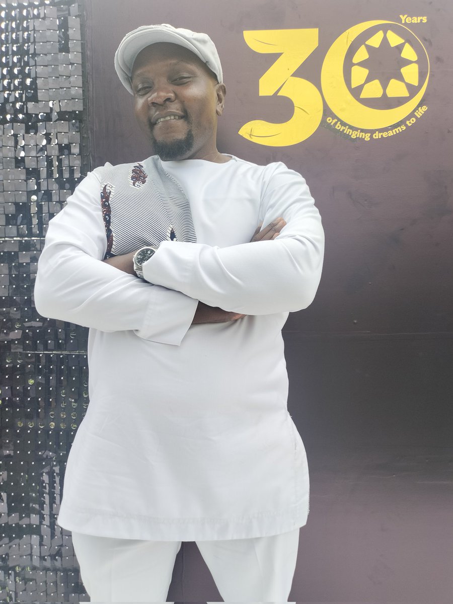 PapiOdeQ's tweet photo. So, Today I had to step out to Co-Host the #UnaitasAt30 Celebrations.
I am performing with my band Tamasha Beats as well...
I still had to show up even with a sore nose...
#ShereheSheria
#SupaMC
#SuperHost
#EventsGuru https://t.co/CQUCqL3WEl