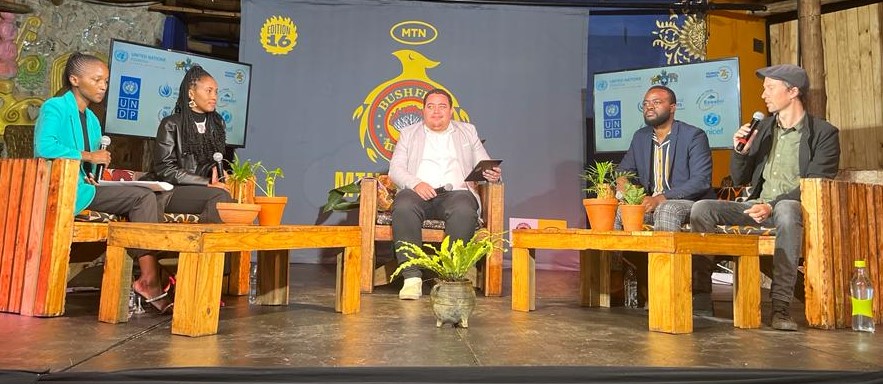 UNDPEswatini's tweet photo. Takeaways from @MTNBushFire Dialogue on #ClimateChange held in partnership with @UNEswatini. @Eswatini_CCYP, established through @UNDPEswatini support, led the discussion
✅Let's all plant trees
✅Let’s transition to a green economy
✅Let's support youth with climate solutions https://t.co/5Her7AOxIt