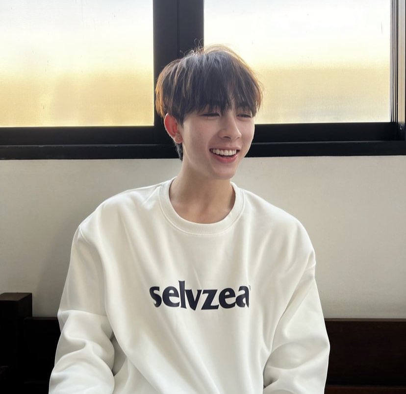 yourgorn's tweet photo. สเปค
○ สูงกว่า
○ เด็กกว่า
○ ยิ้มหวาน
◉ อองรี ออสการ์ เอ็ดเวิร์ด วัตราเศรษฐ์ https://t.co/SDYCFrInnQ